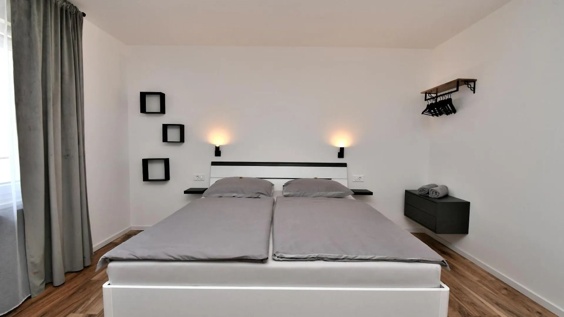 Apartment Marilu Icici 0*,